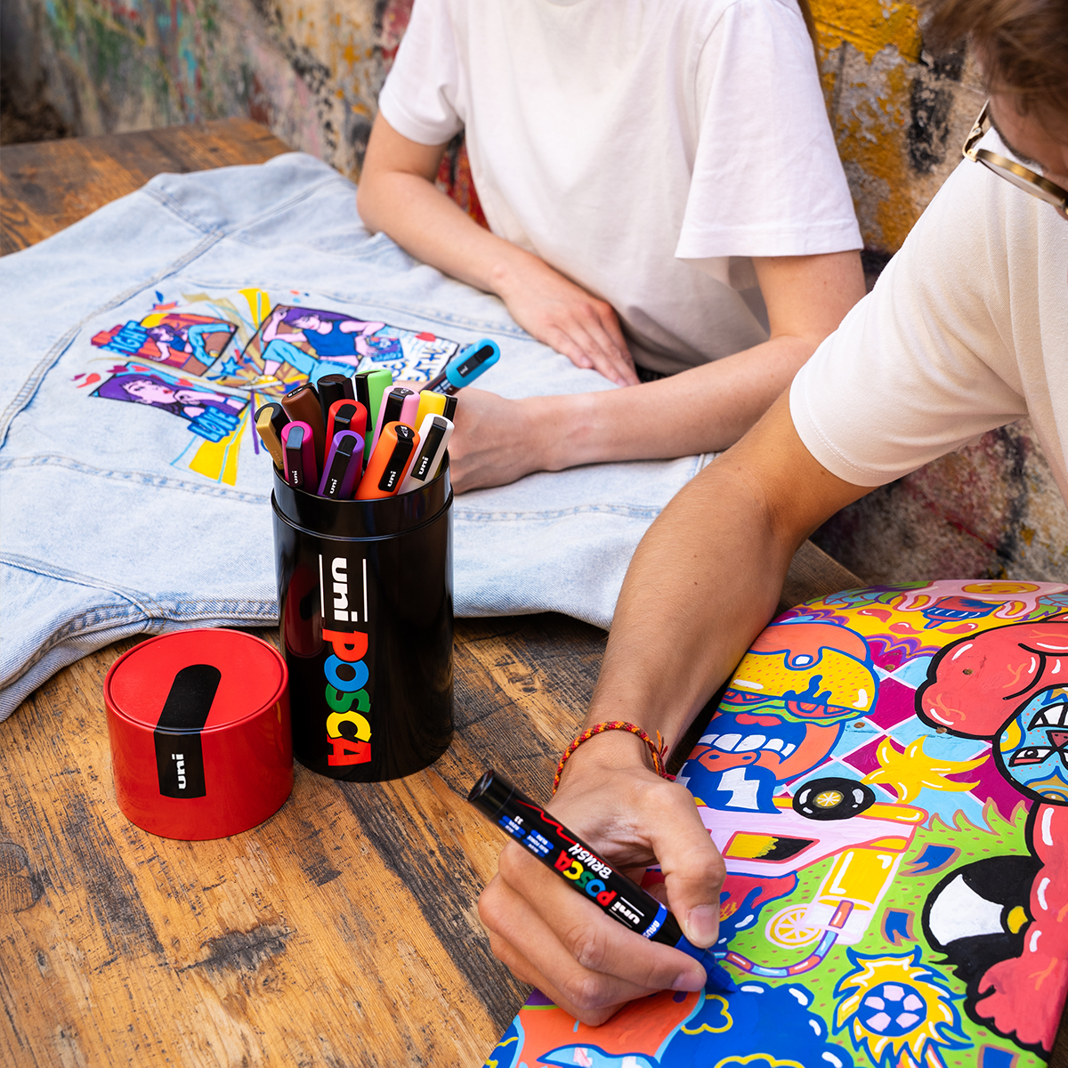 Posca συνδυαστικό σετ μαρκαδόρων σε μεταλλική κασετίνα – 13 τμχ (PC-3M, PC-5M, PC-5BR)